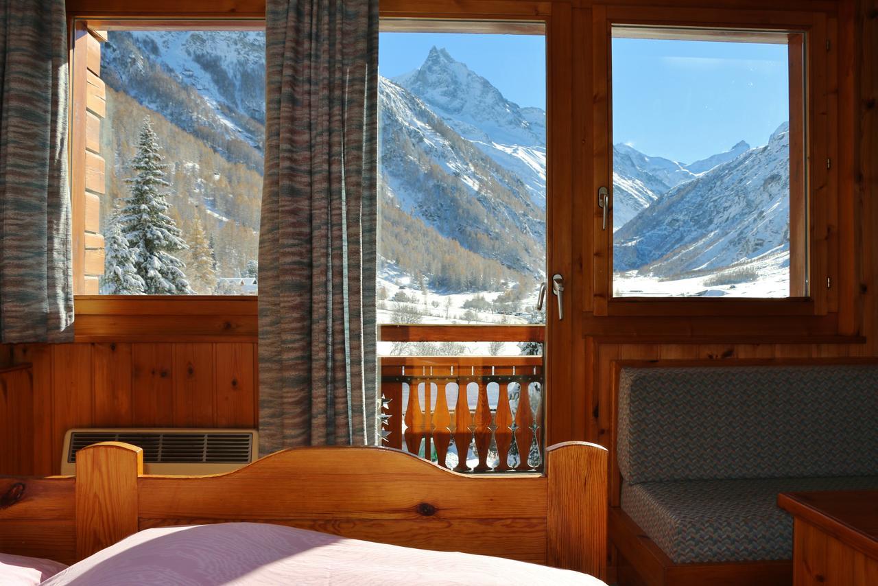 Hotel Garni Les Bouquetins زينل المظهر الخارجي الصورة